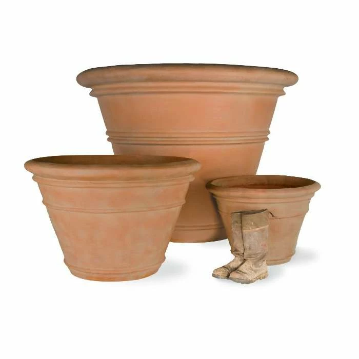 The Big One – Simply Massive Terracotta Pot Planter 1 The Big One – Simply Massive Terracotta Pot Planter
