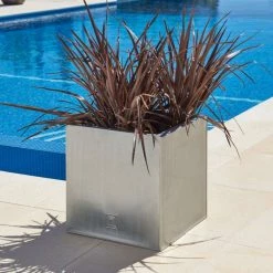 40cm Zinc Galvanised Silver Cube Planters - By Primroseâ„¢