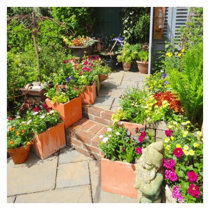 30cm Terracotta Fibrecotta Medium Cube Planter 7 30cm Terracotta Fibrecotta Medium Cube Planter - Image 7