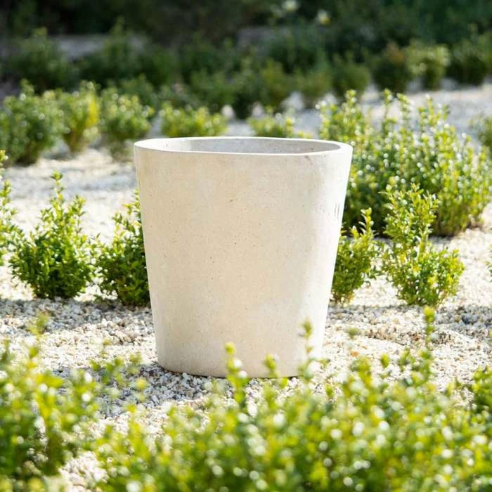 Round 60cm Handmade Fiberstone Planter in Cream - Exclusive to Primrose 4 Round 60cm Handmade Fiberstone Planter in Cream - Exclusive to Primrose - Image 4