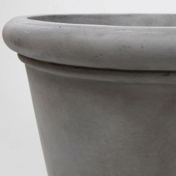 72cm Classic Rim Concrete Round Planter - Extra Large 4 72cm Classic Rim Concrete Round Planter - Extra Large - Image 4