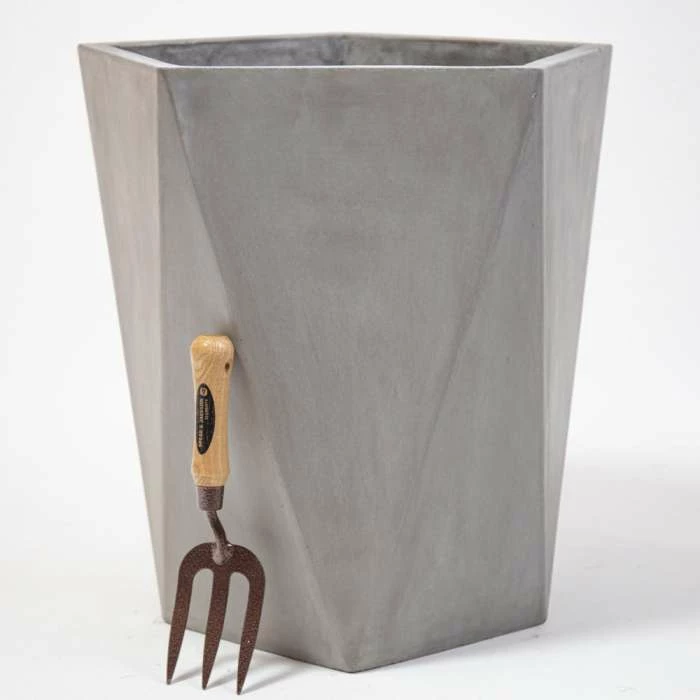 50cm Geometric Style Concrete Pentagon Planter 4 50cm Geometric Style Concrete Pentagon Planter - Image 4
