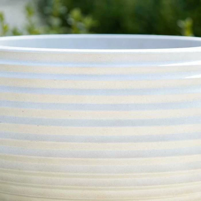 41cm Round Planter Pot in Beige 5 41cm Round Planter Pot in Beige - Image 5